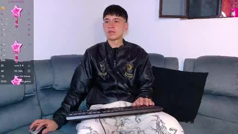 Mr Daren online show from November 17, 7:05 pm