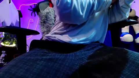 Snapshot of twink_sebas_ chatting on October 20, 12:26 am Bad boy sebastian online show from October 20, 12:26 am