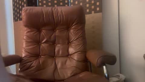 twinkie_lad117 online show from September 19, 11:47 am