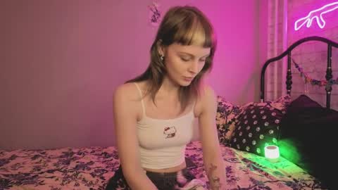 Sin and Skin online show from April 4, 6:15 pm