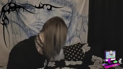 Sin and Skin online show from January 18, 5:11 pm