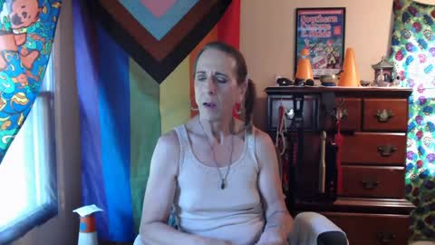 twocumkerry online show from July 13, 3:04 pm