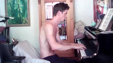 Snapshot of twoforallprivate chatting on December 10, 6:38 pm TobeBritta online show from December 10, 6:38 pm