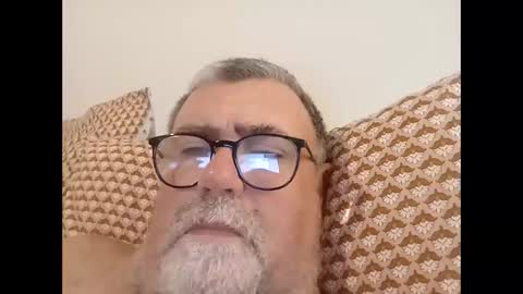 twohats2810 online show from November 29, 6:37 pm