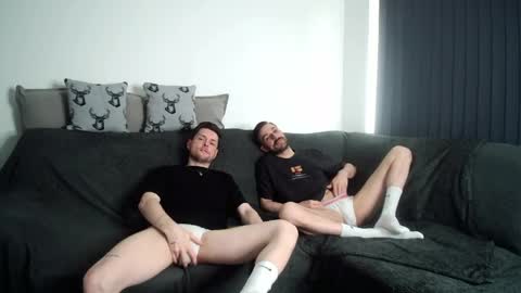 RyanRowan online show from June 7, 5:18 pm