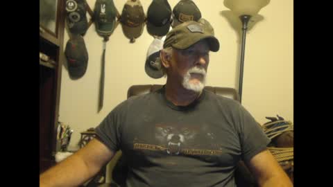 txlobo60 online show from April 5, 4:48 pm