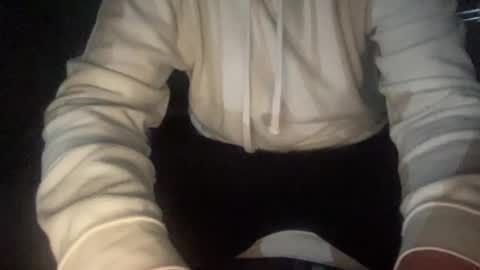 txsizedhog420 online show from April 5, 5:04 am