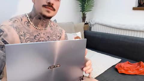 tyagodoll online show from November 30, 6:37 pm