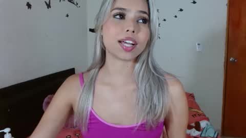 tyfanny19 online show from January 30, 1:55 am