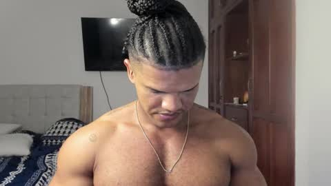 Yorquis Guzman online show from October 9, 12:49 am