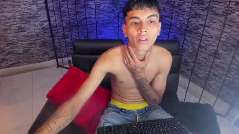 Tyger Boy online show from May 15, 3:26 am