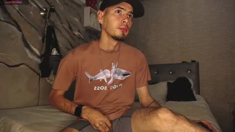 tyl3r_coop3r online show from June 1, 4:03 am