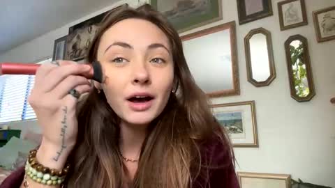 tylababyy online show from November 19, 6:39 pm