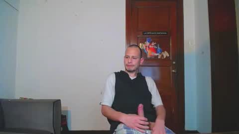 Tyla online show from December 6, 11:08 pm