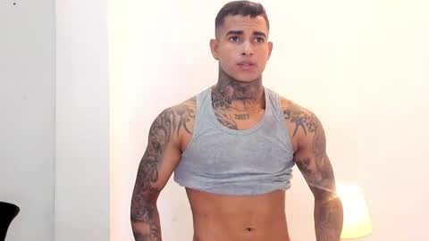 tyler_bell_ online show from July 16, 2:04 am