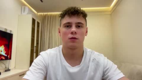 tyler_garrner online show from November 20, 4:15 pm