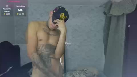 Snapshot of tyler_oconnor chatting on October 24, 6:03 am tyler online show from October 24, 6:03 am