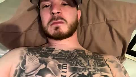 tylerc840 online show from April 29, 5:40 pm