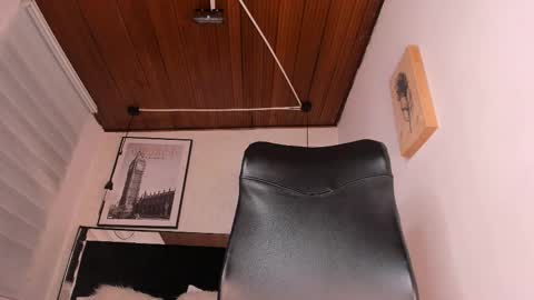       online show from February 9, 8:00 pm