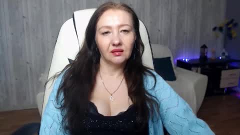 tyramories online show from December 14, 11:05 am