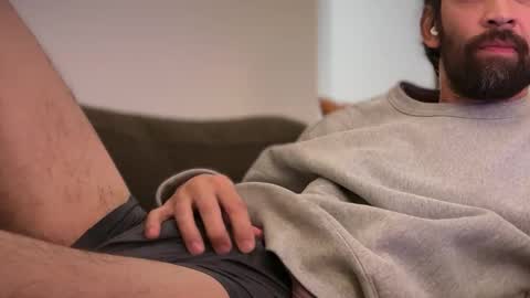 Snapshot of ubehalaya chatting on October 29, 2:02 am Ross online show from October 29, 2:02 am