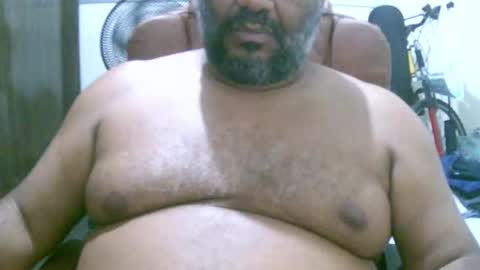 Snapshot of ulmo_br chatting on February 23, 2:29 am ulmo_br online show from February 23, 2:29 am