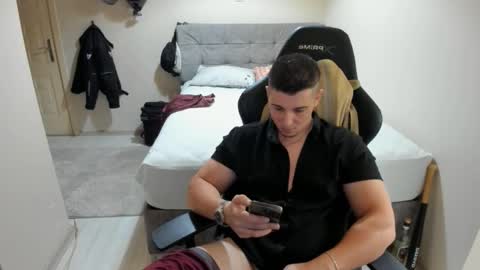 hi im mike tyson -  online show from September 13, 6:43 pm