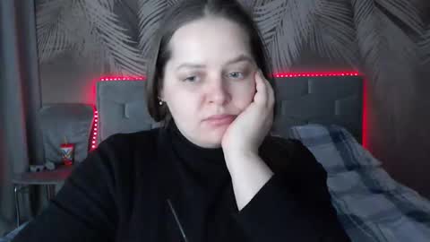 Snapshot of ulystar chatting on February 25, 7:09 am Ulyana online show from February 25, 7:09 am