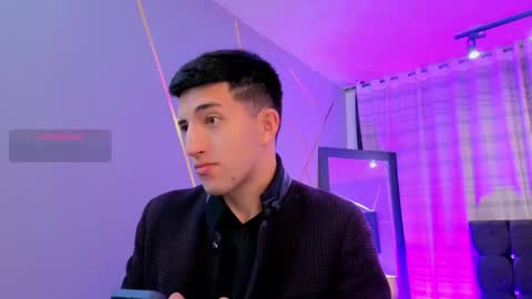 un_sluttyy online show from November 24, 11:42 am