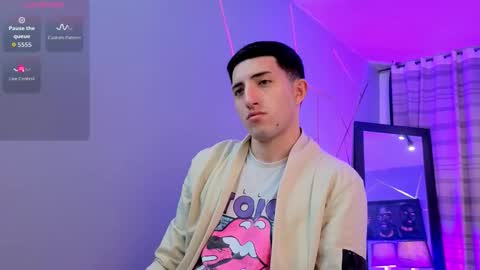 un_sluttyy online show from December 18, 11:49 am