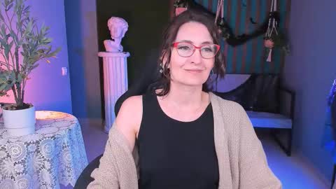 UnaTera online show from October 27, 9:09 am