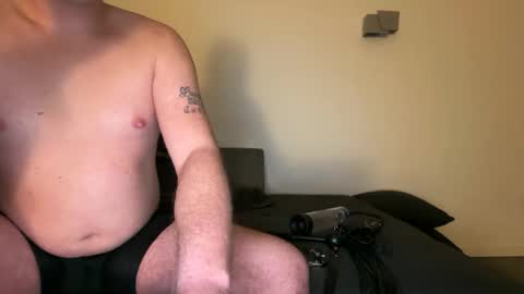 Tom online show from November 23, 1:25 am