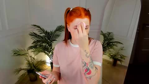 Call me Mira  thumbs up its make me happy online show from January 11, 10:49 pm