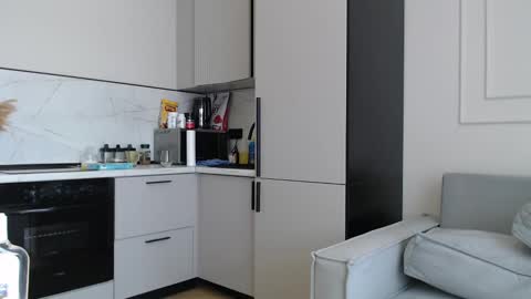 uninvited_raccoon online show from March 12, 4:19 am