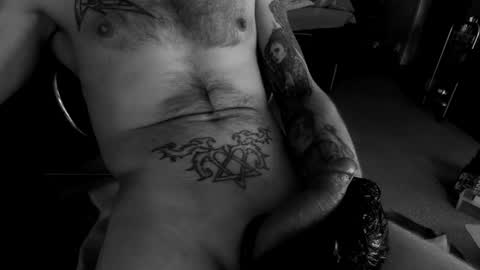 unlitimnaughty_ online show from January 24, 10:51 pm