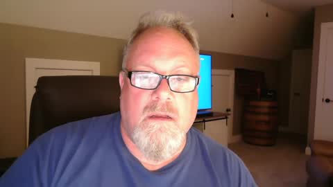 up2later online show from September 10, 3:51 am