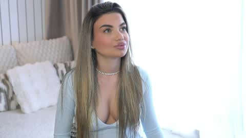 Ivy online show from April 8, 3:15 pm