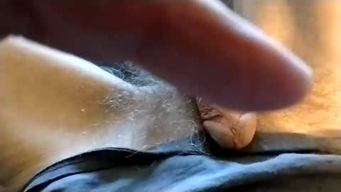 ur_beautyful_ online show from April 8, 8:50 am