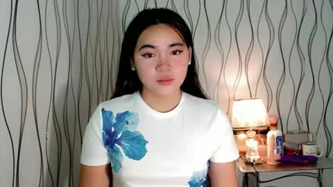 QUEENSY online show from January 8, 3:45 am