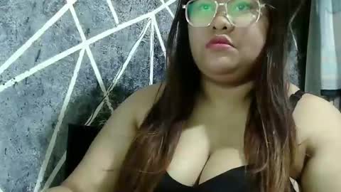 Rose --- online show from December 19, 6:56 am