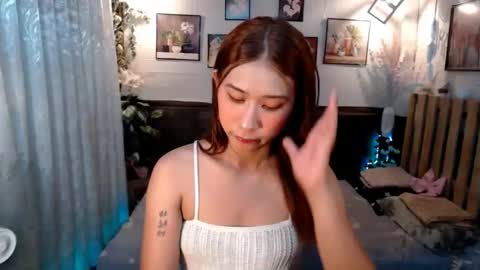 Snapshot of ur_rianlover chatting on September 11, 8:04 am ur_rianlover online show from September 11, 8:04 am