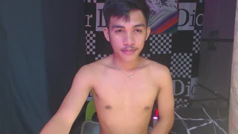 ur_shan21 online show from February 23, 8:00 pm