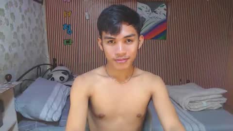 Snapshot of ur_shan21 chatting on September 28, 3:32 pm ur_shan21 online show from September 28, 3:32 pm