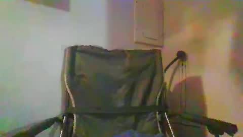 Snapshot of ur_zaddy4now chatting on December 6, 10:13 pm ur_zaddy4now online show from December 6, 10:13 pm