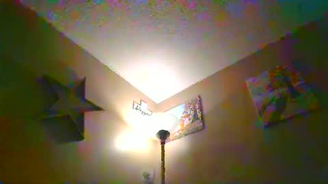 Snapshot of ur_zaddy4now chatting on December 3, 7:27 am ur_zaddy4now online show from December 3, 7:27 am