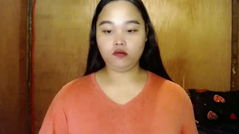 Snapshot of urasian_hotchix69 chatting on January 3, 11:56 am Lycah online show from January 3, 11:56 am