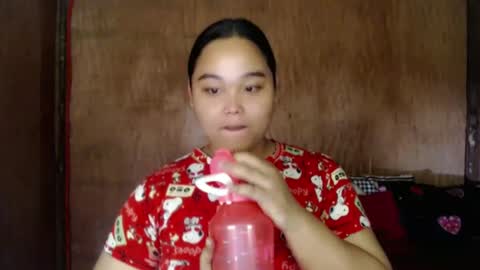 Snapshot of urasian_hotchix69 chatting on January 20, 1:18 am Lycah online show from January 20, 1:18 am