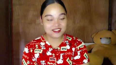 Snapshot of urasian_hotchix69 chatting on February 18, 1:43 am Lycah online show from February 18, 1:43 am