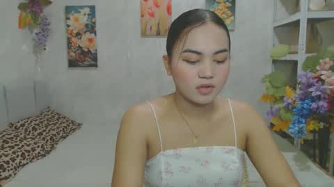 urasian_kat online show from May 21, 7:09 pm