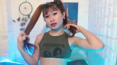 Shirley online show from December 1, 9:02 pm